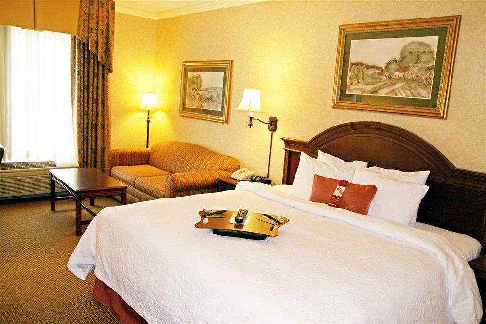 Hampton Inn Coventry-Warwick Area חדר תמונה
