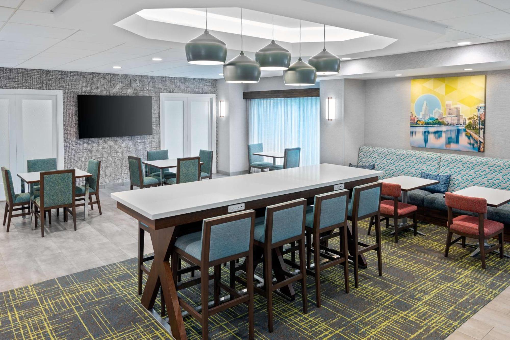 Hampton Inn Coventry-Warwick Area מראה חיצוני תמונה